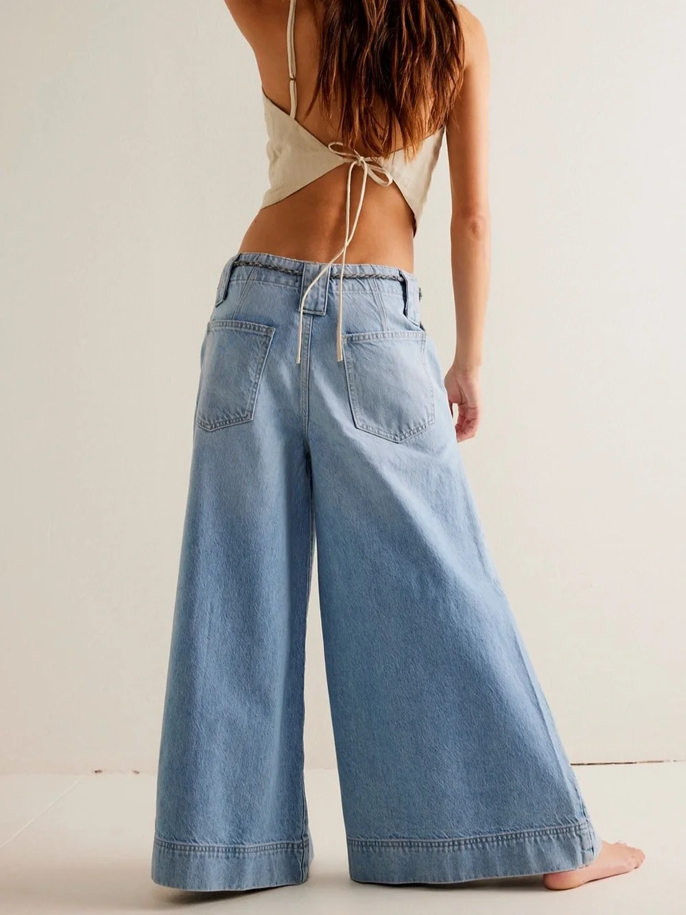 FREE PEOPLE WE THE FREE SHEER LUCK CROPPED WIDE LEG JEANS SIZE 26 LIGHT WASH